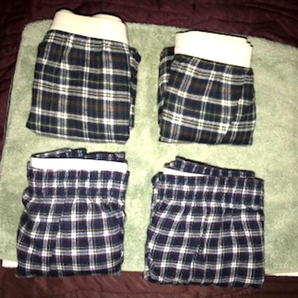 Size: Extra Large {42-44} Boxer Shorts Assorted Colors . {4} Pairs . New in Pack